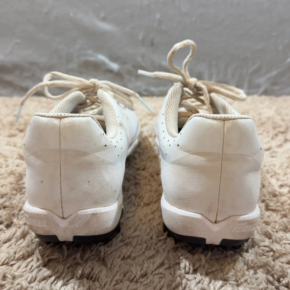 1408 | Nike Hyperdiamond 4 Keystone Softball Cleats White Black Kids 1.5Y